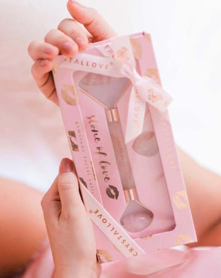 Masážna pomôcka na tvár s ružovým kameňom lásky Selflove set Crystallove - 2
