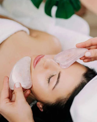 Gua sha masážna doštička na tvár z ružového kryštálu - kameňa lásky Crystallove - 2