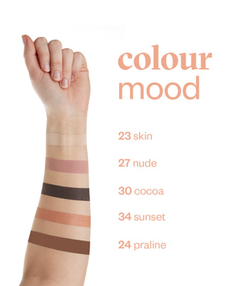 Saténový očný tieň Colour mood vo farbe oceánu s trblietavými škvrnami 28 Ocean by Paese