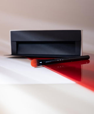 Kontúrovací štetec s dvojitými plochými štetinami pre lepšiu presnosť No. 6 Say Makeup - 2