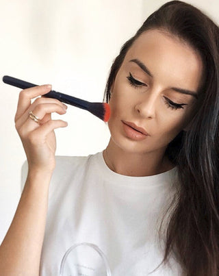 Štetec na kontúrovanie tváre a líc, ideálny na bronzer č. 10 Say Makeup - 2