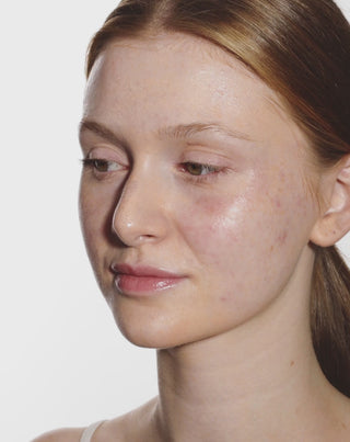 Čistiaca pleťová pena s kvetmi horkého pomaranča Mel Skin - 4