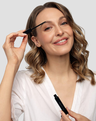 Transparentny żel do laminacji brwi z aloesem i pantenolem Nutridome 1