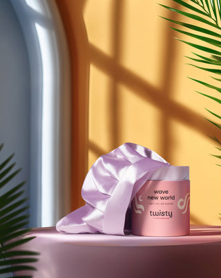 Ružová hodvábna čiapka pre kučeravé a vlnité vlasy na spanie Twisty - 6