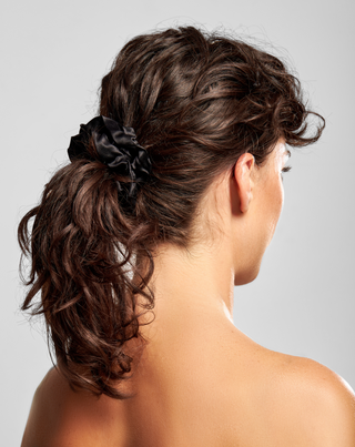 Sada čiernych hodvábnych gumičiek do vlasov zo 100% prírodného hodvábu Twisty 3 ks - 2