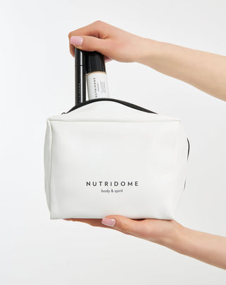 Priestranná kozmetická taška z ekokože Nutridome