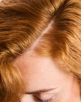 Enzymatický peeling na pokožku hlavy s AHA kyselinami na čistenie a stimuláciu mikrocirkulácie Twisty4 - 6