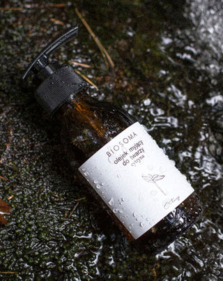 Čistiaci olej na tvár s citrónom a mandľovým olejom účinne odstraňuje make-up Biosoma - 2