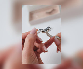 Umelé 2d riasy na pásiku na viacnásobné použitie Sooo Alluring Bamm!Lashes - 6