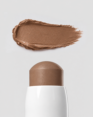 Bronzer v tyčinke na tvár, prirodzený efekt opálenia a precízne kontúrovanie Praline Nutridome