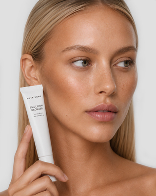 Tekutý bronzer na tvár s dlhotrvajúcou formulou a prirodzeným efektom Nutridome_3