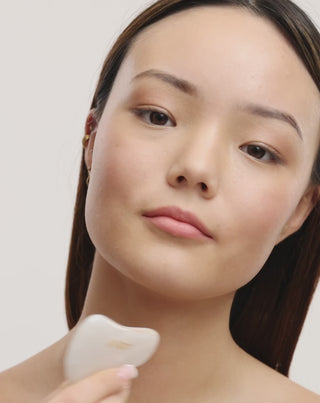 Gua Sha Stone pre masáž tváre z bieleho nefritu znižuje opuchy a uspávanie Uddo - 4