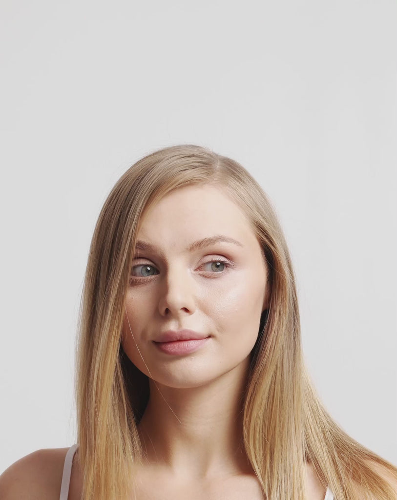 Suchý šampón Nutridome pre všetky typy vlasov na obnovenie sviežosti a dodanie objemu_3